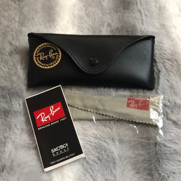 Ray-Ban Sunglasses Case w cleaning rag - Picture 2 of 2